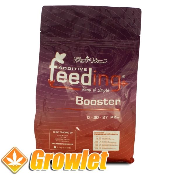 booster-greenhouse-powder-feeding